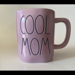 Rae Dunn Mother's Day mug